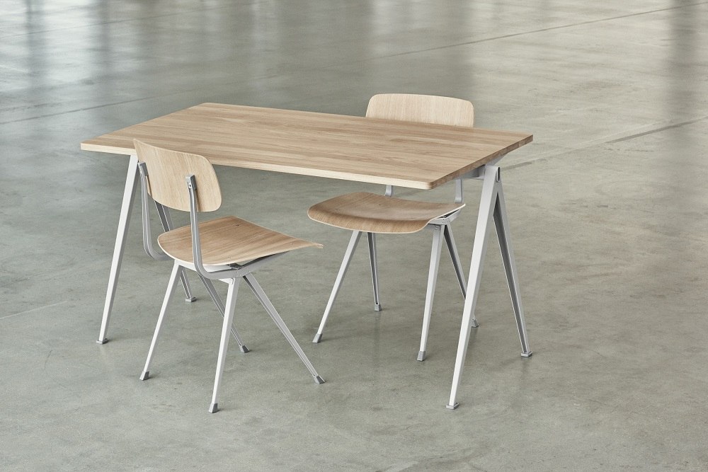 Pyramid Table 01 / Secretary Hay | B 140 x T 65 x H 74 cm